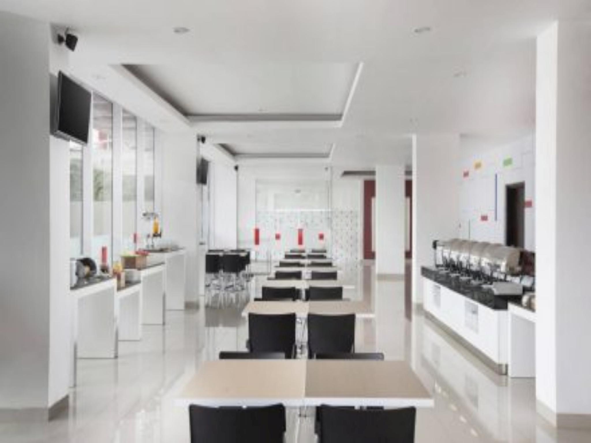 Amaris Hotel Citra Raya - Tangerang Exteriör bild
