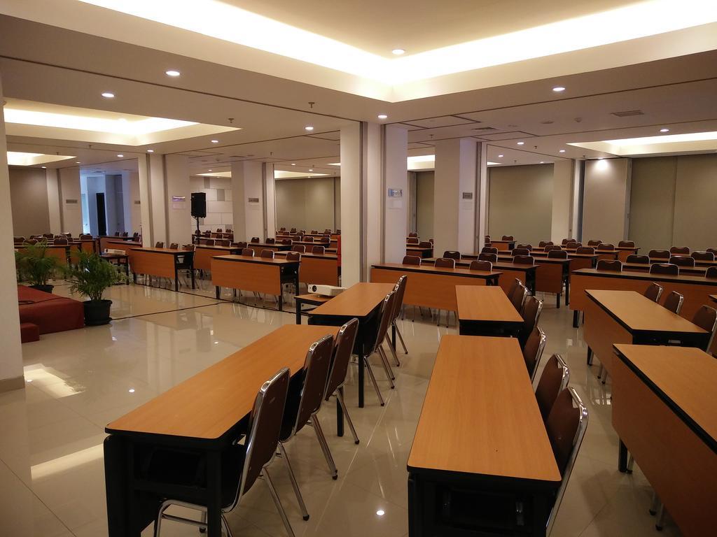 Amaris Hotel Citra Raya - Tangerang Exteriör bild